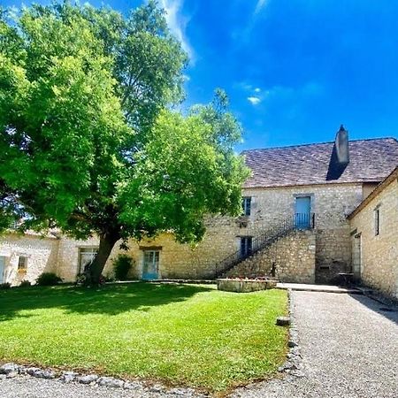 Hotel Chambre D'Hote "La Pierre" Domaine De Fonpeyroune Conne-de-Labarde Exterior foto